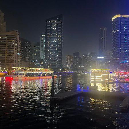 Private Gorgeous Room With Marina View With Shared Kitchen In Shared Apartment Dubai Exterior photo
