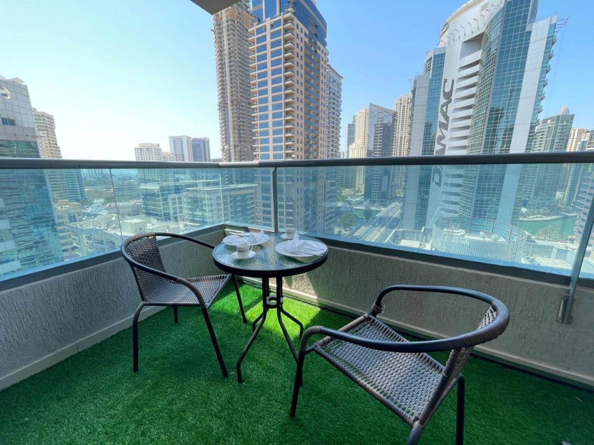 Private Gorgeous Room With Marina View With Shared Kitchen In Shared Apartment Dubai Exterior photo